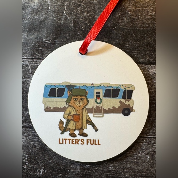 Cat Litter’s Full RV Round Wooden Christmas Ornament New - Picture 2 of 2